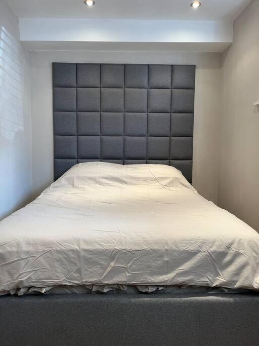 Gorgeous 2 Bed Loft Style Apartment Manchester Exterior photo